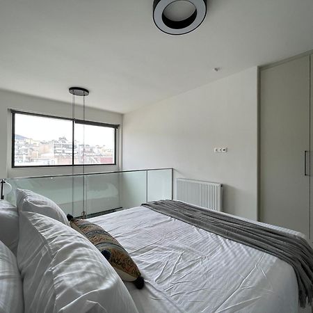 Gleaming Apartments Near Athens Metro Mall 外观 照片